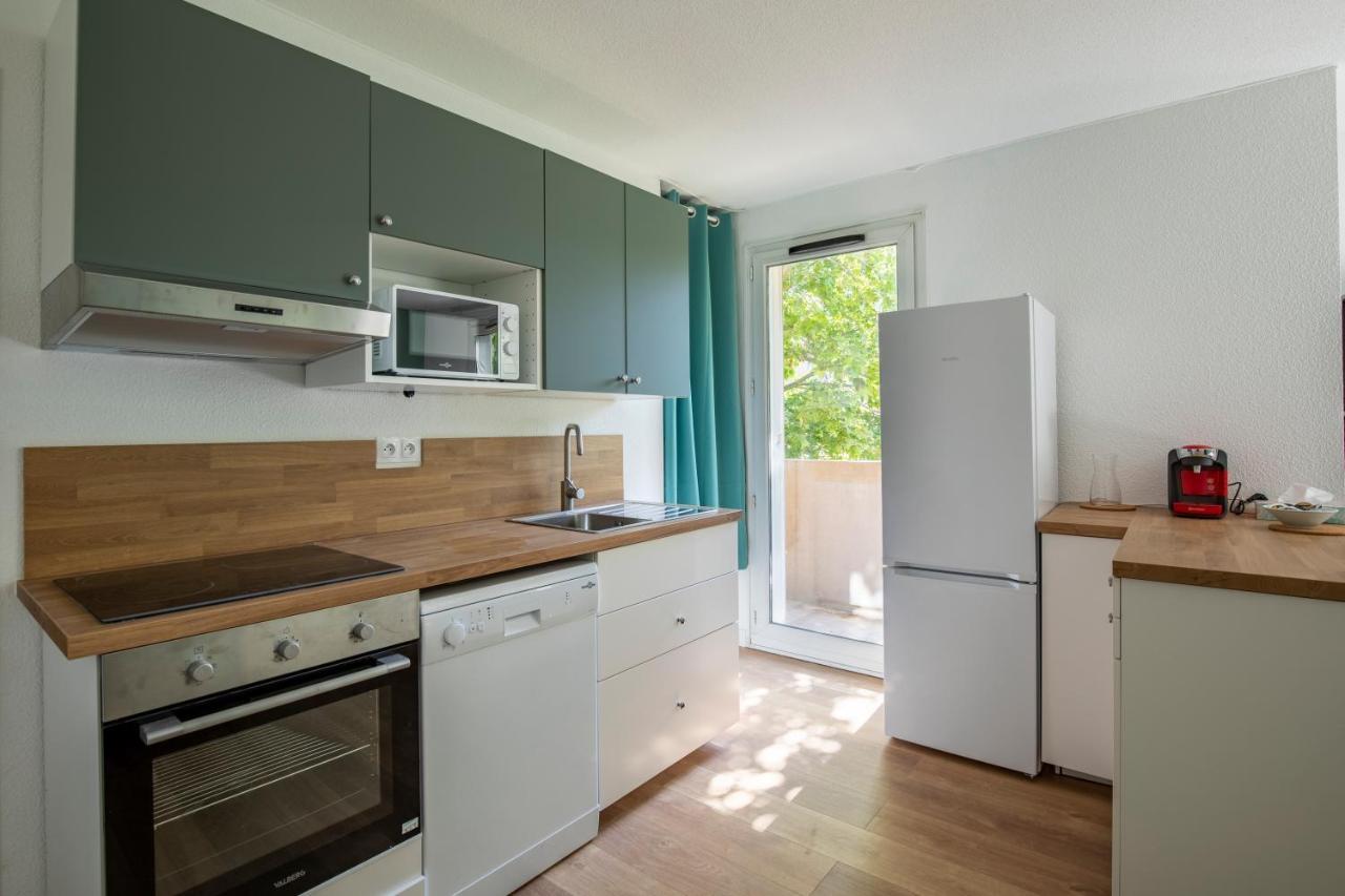 Ferienwohnung T4 Climatise Au Pied Des Rempart Avec Parking Avignon Exterior foto